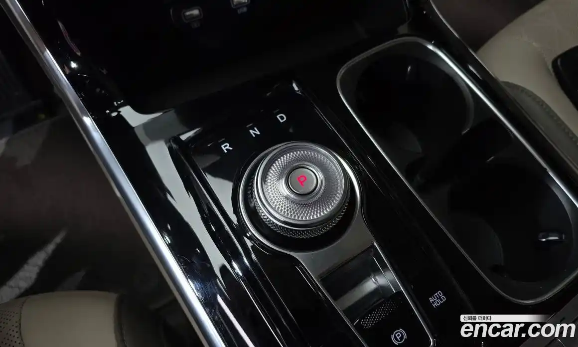 Kia Canival 2023 2.2 Автомат в Москве № 124058, фото 16