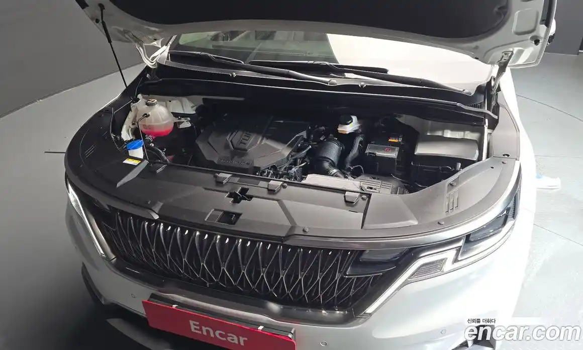 Kia Canival 2023 2.2 Автомат в Москве № 124058, фото 19