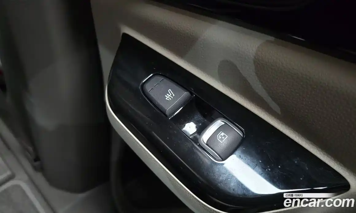 Kia Canival 2023 2.2 Автомат в Москве № 124058, фото 3