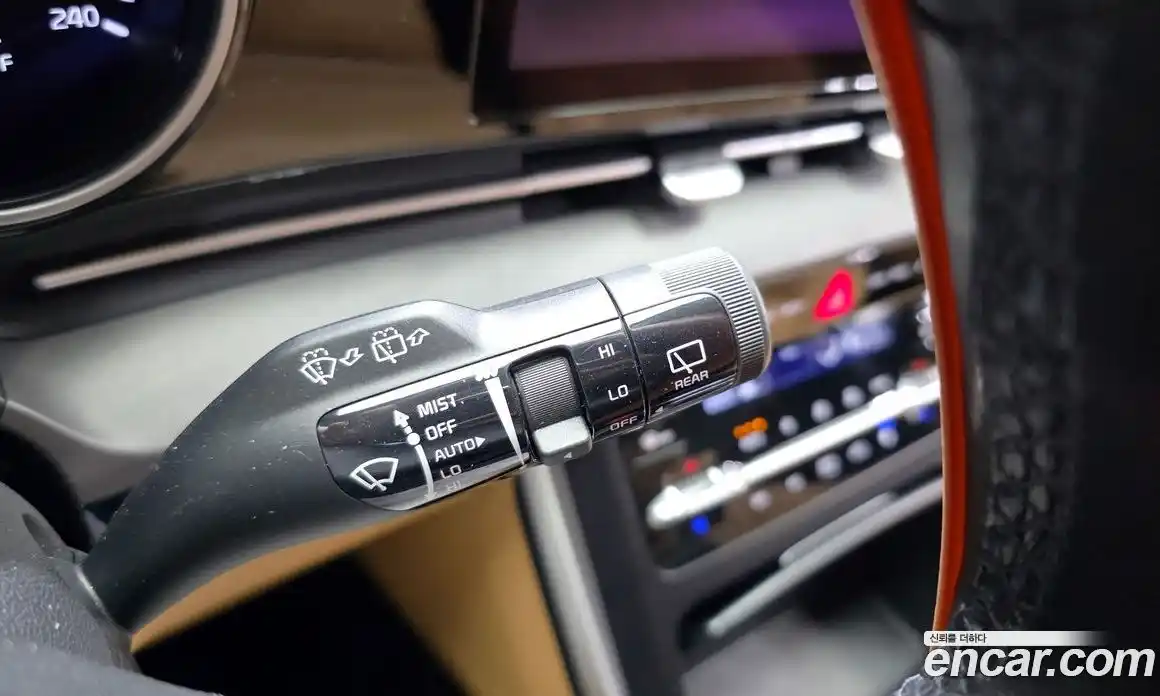 Kia Canival 2023 2.2 Автомат в Москве № 124234, фото 16