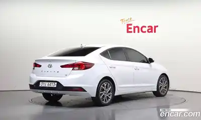 Hyundai Avante 2019 1.6 Автомат в Москве № 125366, миниатюра 4