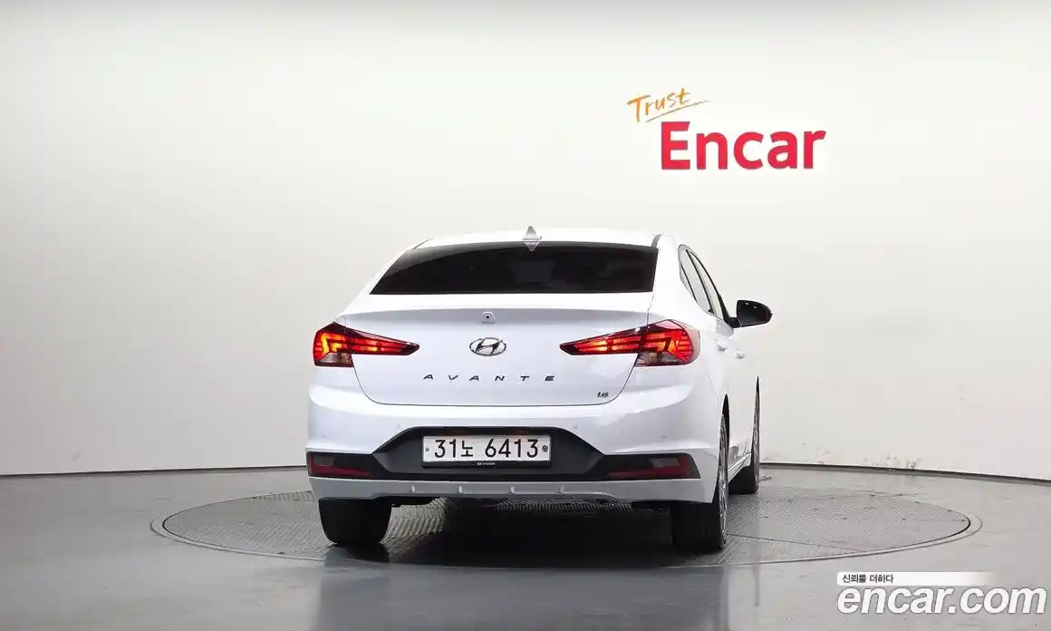 Hyundai Avante 2019 1.6 Автомат в Москве № 125366, фото 7