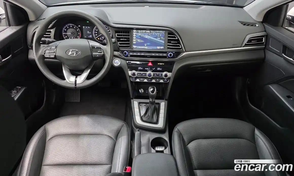 Hyundai Avante 2019 1.6 Автомат в Москве № 125366, фото 10