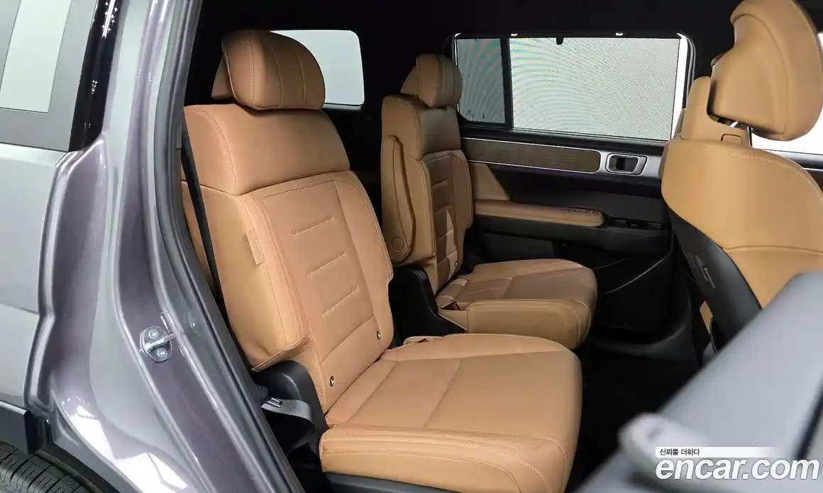 Hyundai Santa Fe 2024 1.6 Автомат в Москве № 126260, фото 14