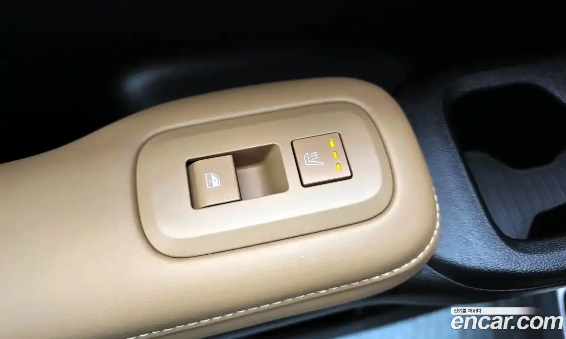 Hyundai Santa Fe 2024 1.6 Автомат в Москве № 126260, фото 7