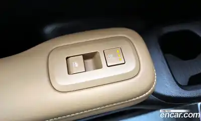 Hyundai Santa Fe 2024 1.6 Автомат в Москве № 126260, миниатюра 7