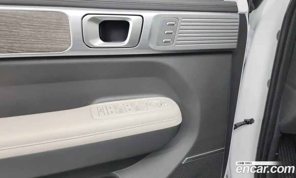 Hyundai Santa Fe 2024 1.6 Автомат в Москве № 126613, фото 4