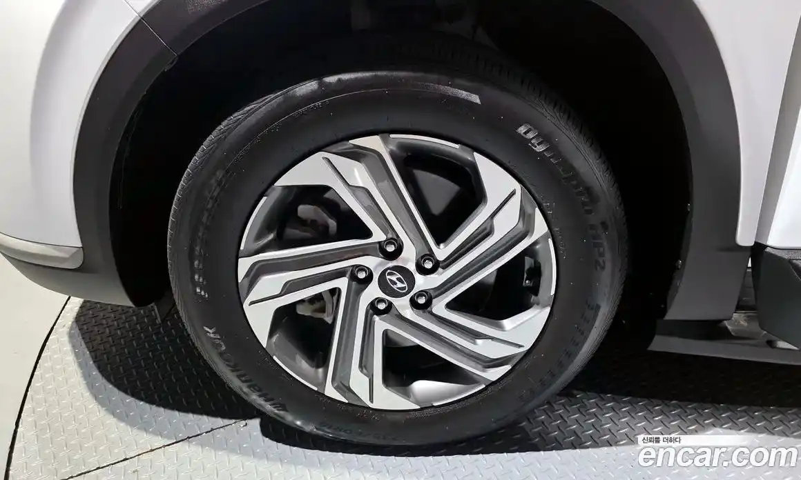 Hyundai Santa Fe 2023 2.5 Автомат в Москве № 127850, фото 5