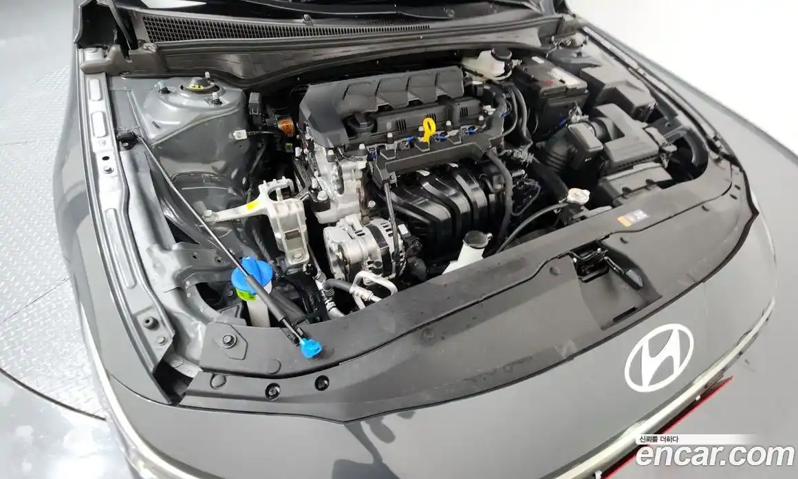 Hyundai Avante 2025 1.6 Автомат в Москве № 129489, фото 11