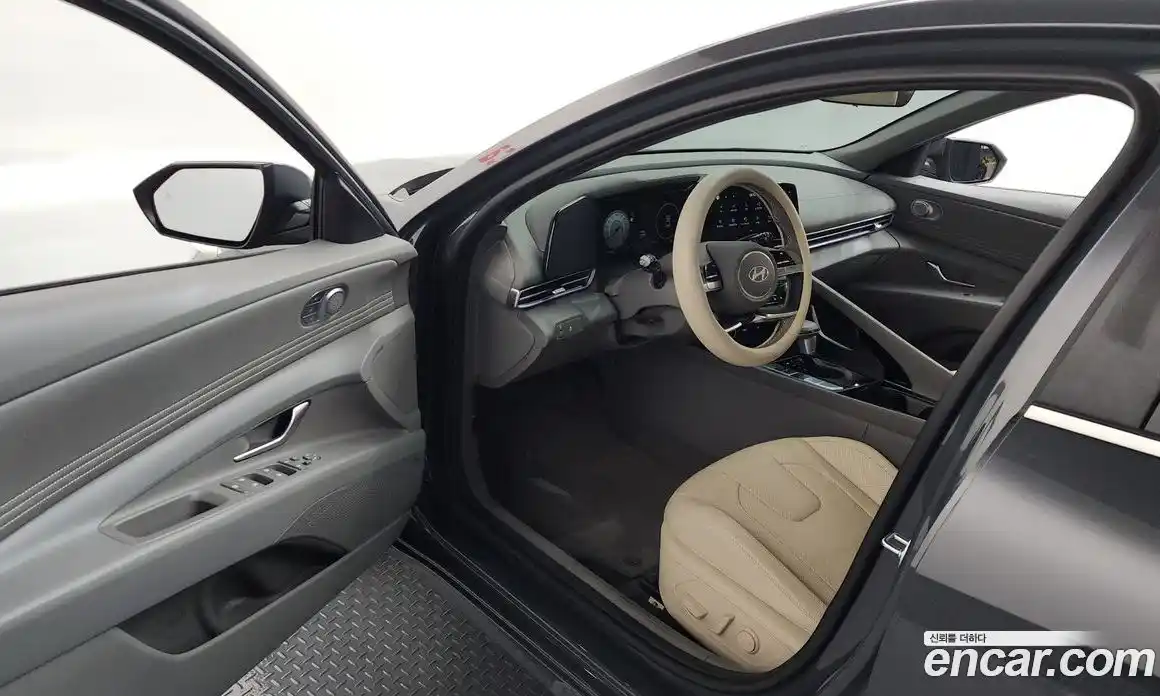 Hyundai Avante 2025 1.6 Автомат в Москве № 129489, фото 14