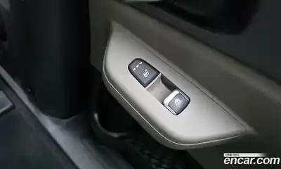 Kia Canival 2024 2.2 Автомат в Москве № 130342, миниатюра 7