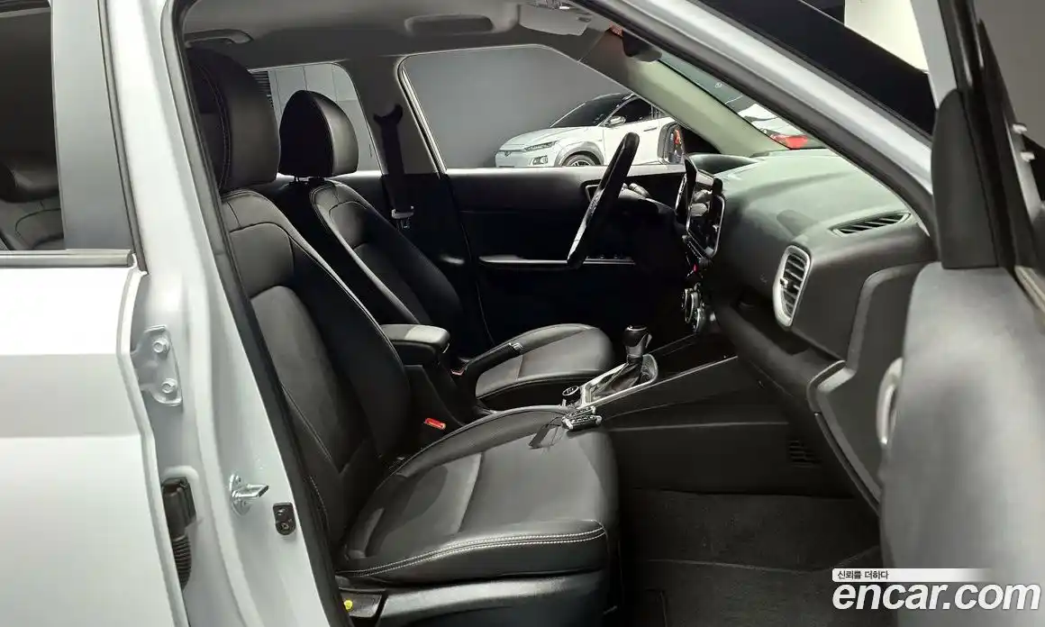 Hyundai Venue 2025 1.6 Автомат в Москве № 130552, фото 12