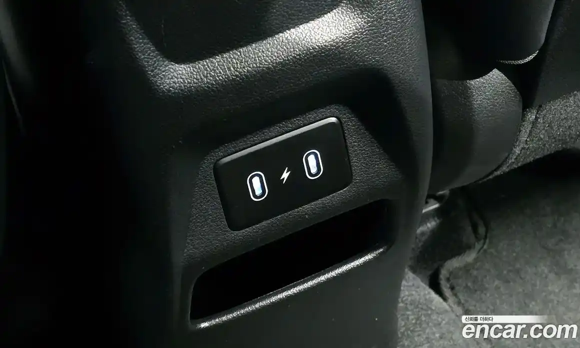 Hyundai Venue 2025 1.6 Автомат в Москве № 130552, фото 10