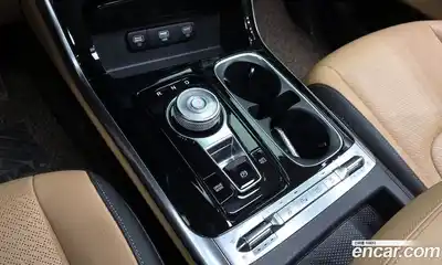 Kia Canival 2023 2.2 Автомат в Москве № 131417, миниатюра 9