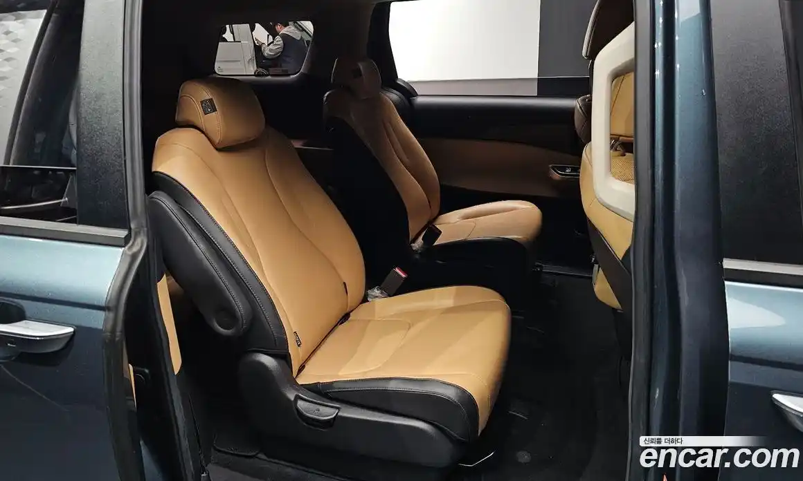 Kia Canival 2021 2.2 Автомат в Москве № 133982, фото 1