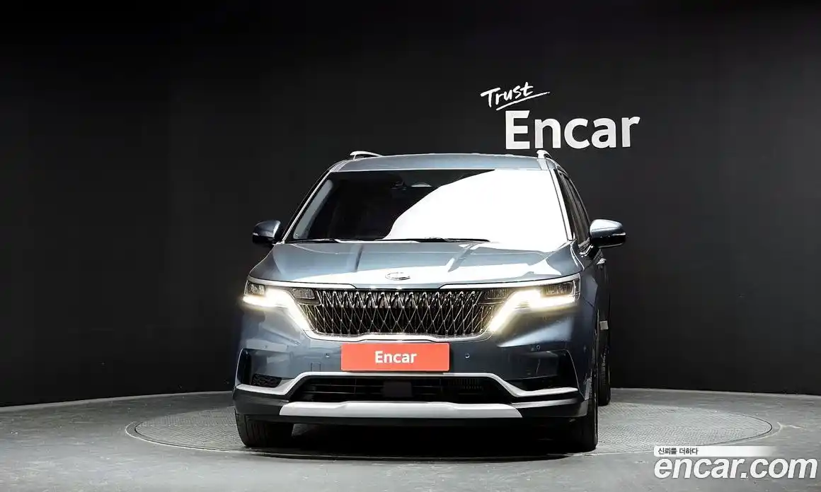 Kia Canival 2021 2.2 Автомат в Москве № 133982, фото 15