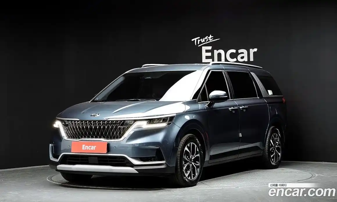 Kia Canival 2021 2.2 Автомат в Москве № 133982, фото 17