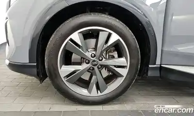 Audi Q4 e-tron 2023 0.2 Автомат в Москве № 134854, миниатюра 12