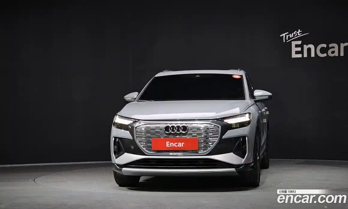 Audi Q4 e-tron 2023 0.2 Автомат в Москве № 134854, фото 2