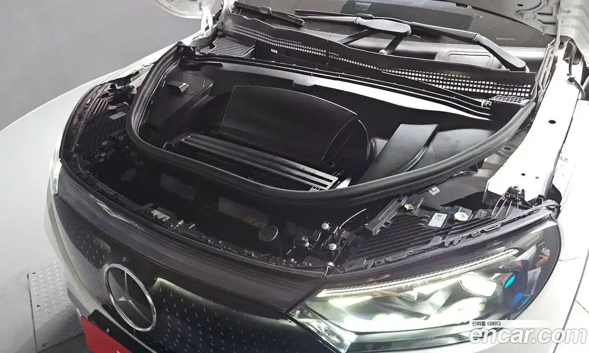 Mercedes-Benz EQE 2023 0.3 Автомат в Москве № 137333, фото 6