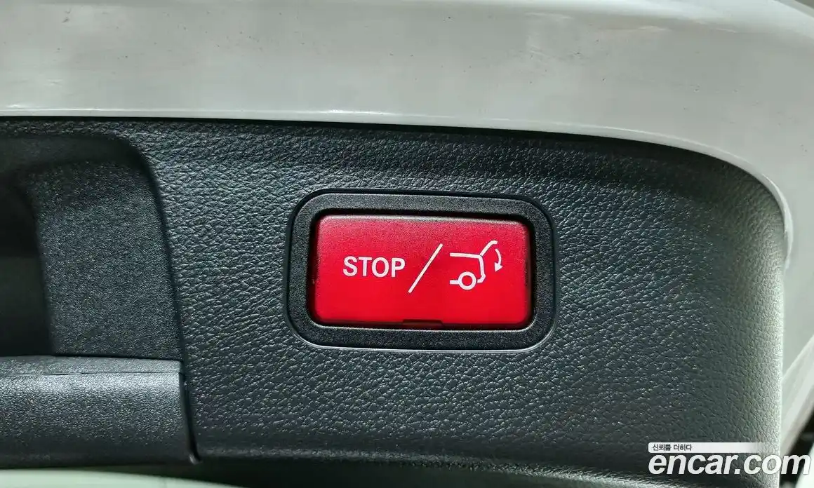 Mercedes-Benz GLA-Class 2019 2.0 Автомат в Москве № 141304, фото 17