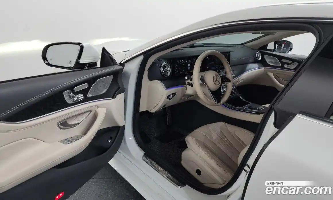 Mercedes-Benz CLS-Class 2023 2.0 Автомат в Москве № 143505, фото 13