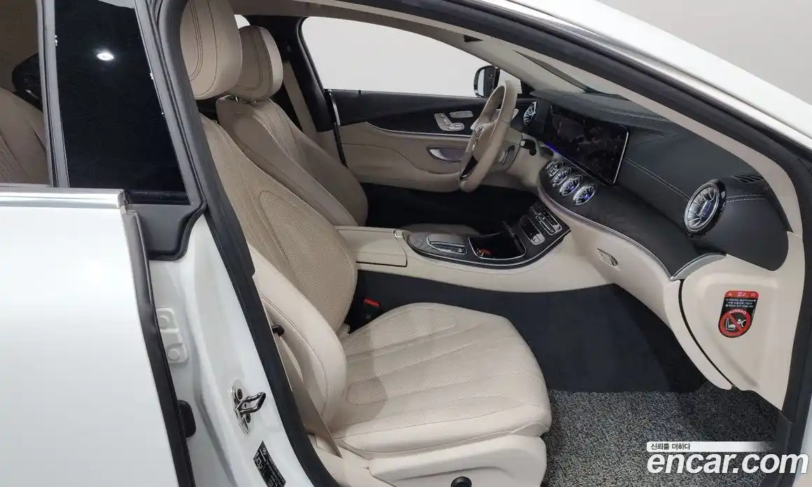 Mercedes-Benz CLS-Class 2023 2.0 Автомат в Москве № 143505, фото 19