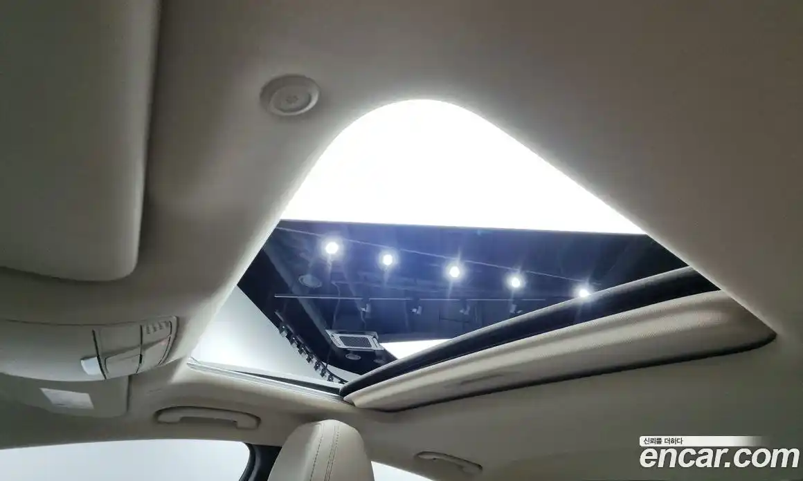 Mercedes-Benz CLS-Class 2023 2.0 Автомат в Москве № 143505, фото 4