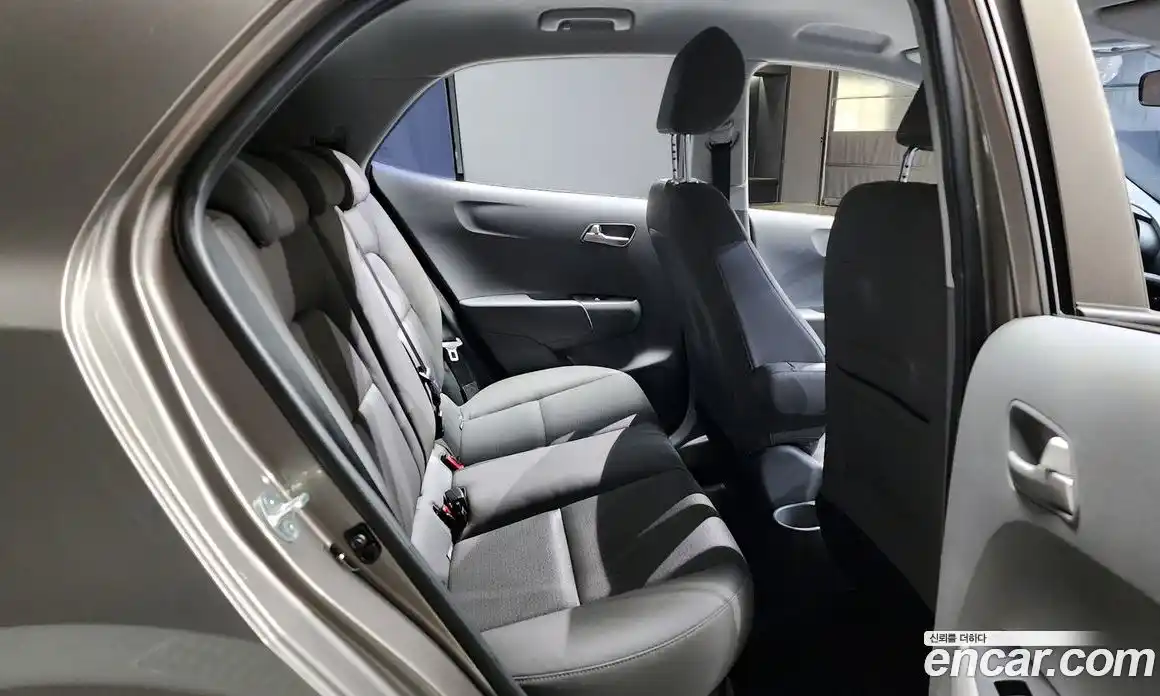 Kia Morning 2021 1.0 Автомат в Москве № 14395, фото 14