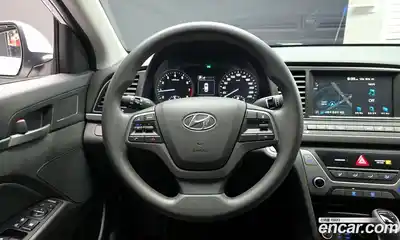 Hyundai Avante 2018 1.6 Автомат в Москве № 147871, миниатюра 12