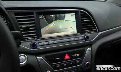 Hyundai Avante 2018 1.6 Автомат в Москве № 147871, миниатюра 3