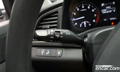 Hyundai Avante 2018 1.6 Автомат в Москве № 147871, миниатюра 4