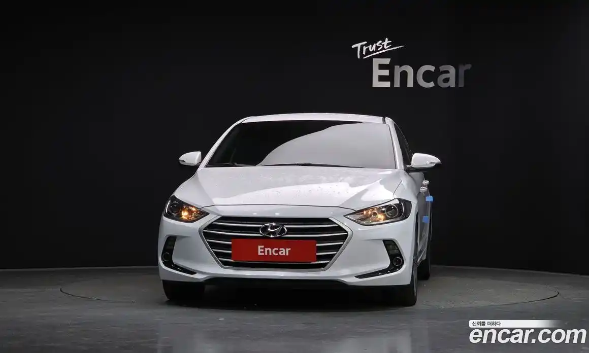 Hyundai Avante 2018 1.6 Автомат в Москве № 147871, фото 5