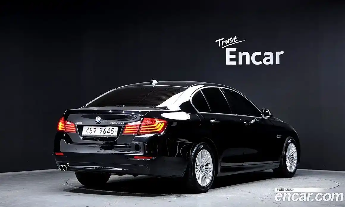 BMW 5-Series 2015 2.0 Автомат в Москве № 158069, фото 12