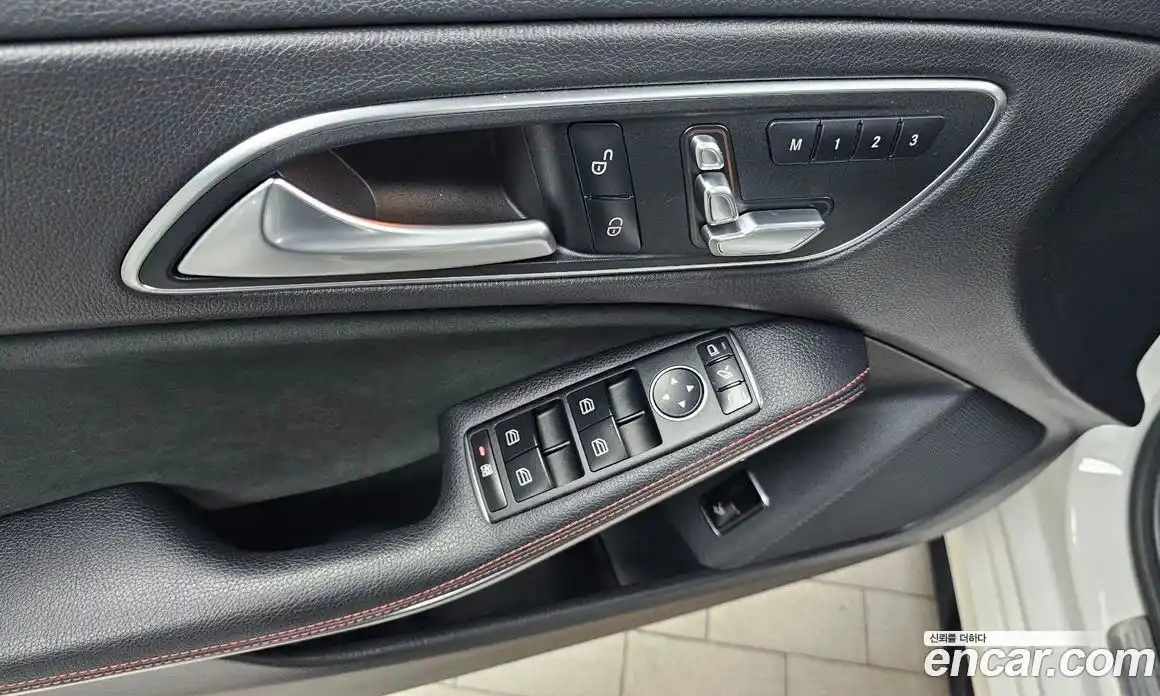 Mercedes-Benz CLA-Class 2018 2.0 Автомат в Москве № 161102, фото 15