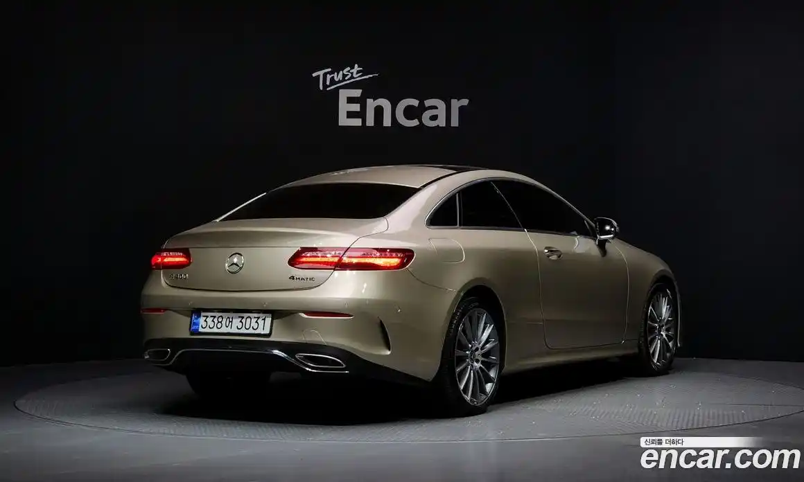 Mercedes-Benz E-Class 2018 3.0 Автомат в Москве № 161748, фото 2