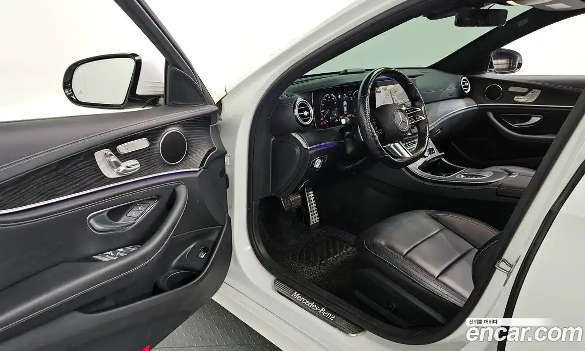 Mercedes-Benz E-Class 2021 1.9 Автомат в Москве № 161941, фото 5