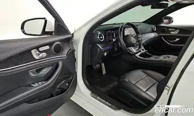 Mercedes-Benz E-Class 2021 1.9 Автомат в Москве № 161941, миниатюра 5