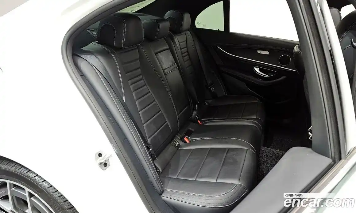 Mercedes-Benz E-Class 2021 1.9 Автомат в Москве № 161941, фото 7