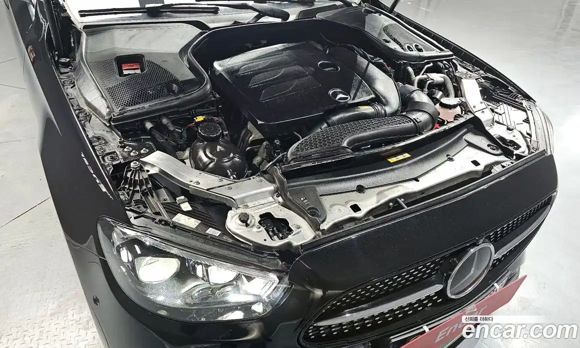 Mercedes-Benz E-Class 2022 2.0 Автомат в Москве № 161985, фото 3