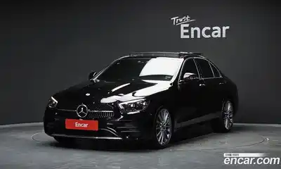 Mercedes-Benz E-Class 2022 2.0 Автомат в Москве № 161985, миниатюра 4