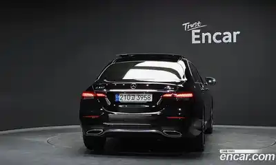 Mercedes-Benz E-Class 2022 2.0 Автомат в Москве № 161985, миниатюра 9