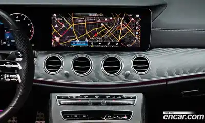 Mercedes-Benz E-Class 2022 2.0 Автомат в Москве № 161985, миниатюра 10