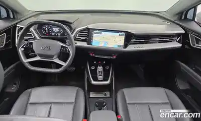 Audi Q4 e-tron 2023 0.2 Автомат в Москве № 162866, миниатюра 7