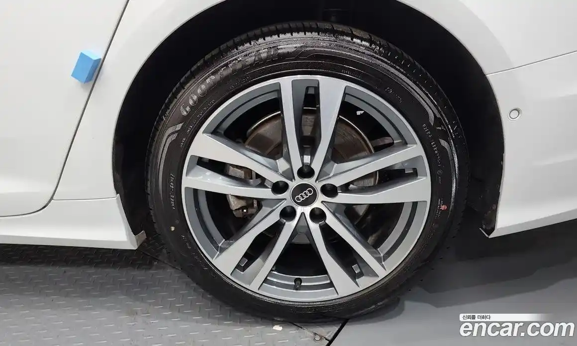 Audi A6 2022 2.0 Автомат в Москве № 163547, фото 2