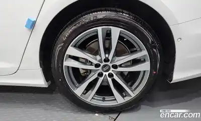 Audi A6 2022 2.0 Автомат в Москве № 163547, миниатюра 2