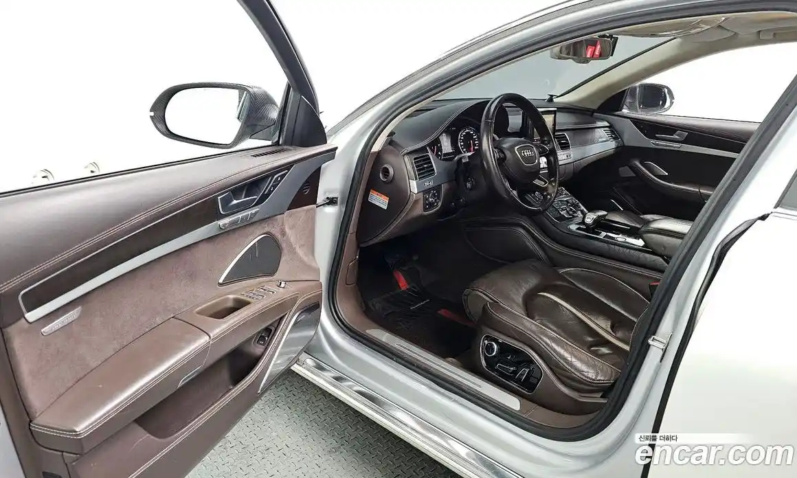 Audi A8 2012 4.2 Автомат в Москве № 163781, фото 13