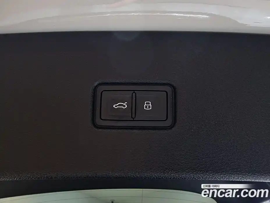 Audi Q5 2023 2.0 Автомат в Москве № 163972, фото 15