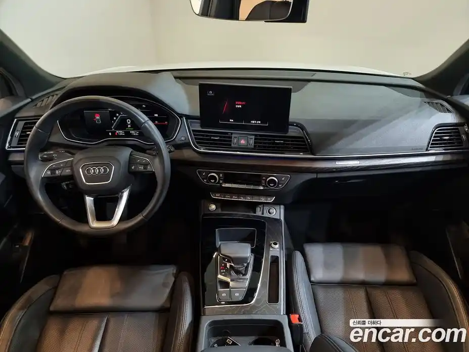 Audi Q5 2023 2.0 Автомат в Москве № 163972, фото 7