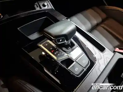 Audi Q5 2023 2.0 Автомат в Москве № 163972, миниатюра 9